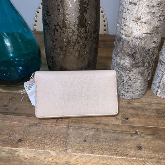 Balenciaga Arena Leather Continental Wallet - Picture 2 of 6